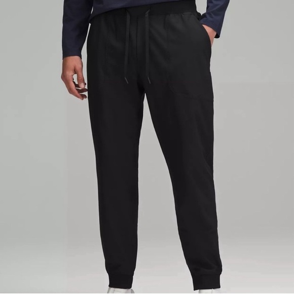 ABC Skinny-Fit Jogger Regular Small Black